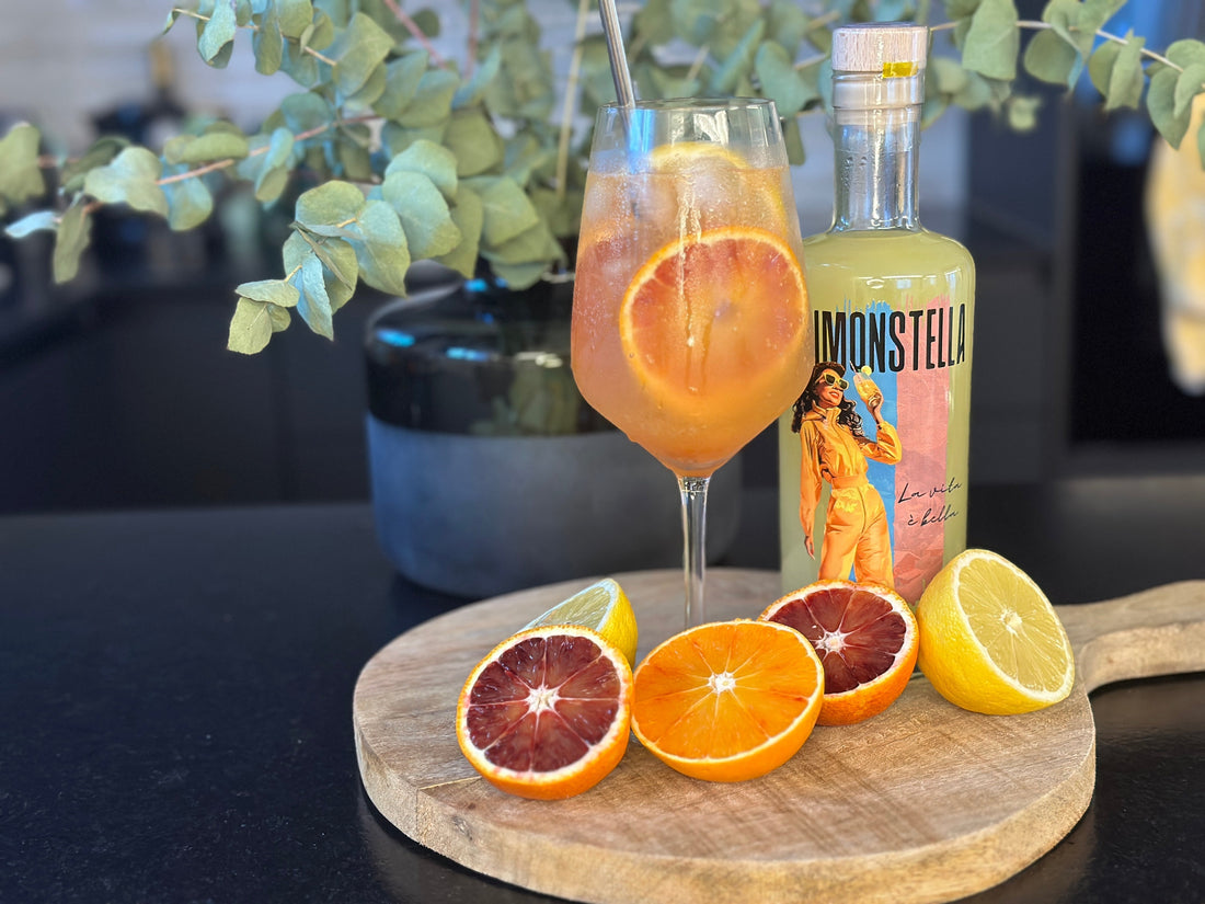 Blutorangen-Limonstella Spritz